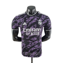 Camisa Real Madrid Clássico 22/23 Jogador Adidas Masculina - Preta e Roxa